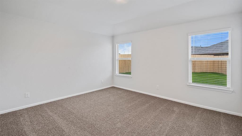333 Beekeeper Drive Property Photo 12