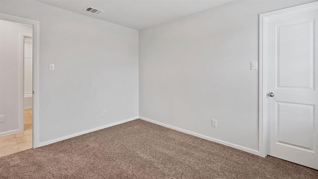 333 Beekeeper Drive Property Photo 16
