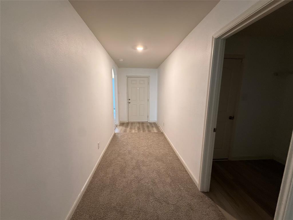13608 Roosevelt Arch Drive Property Photo 4