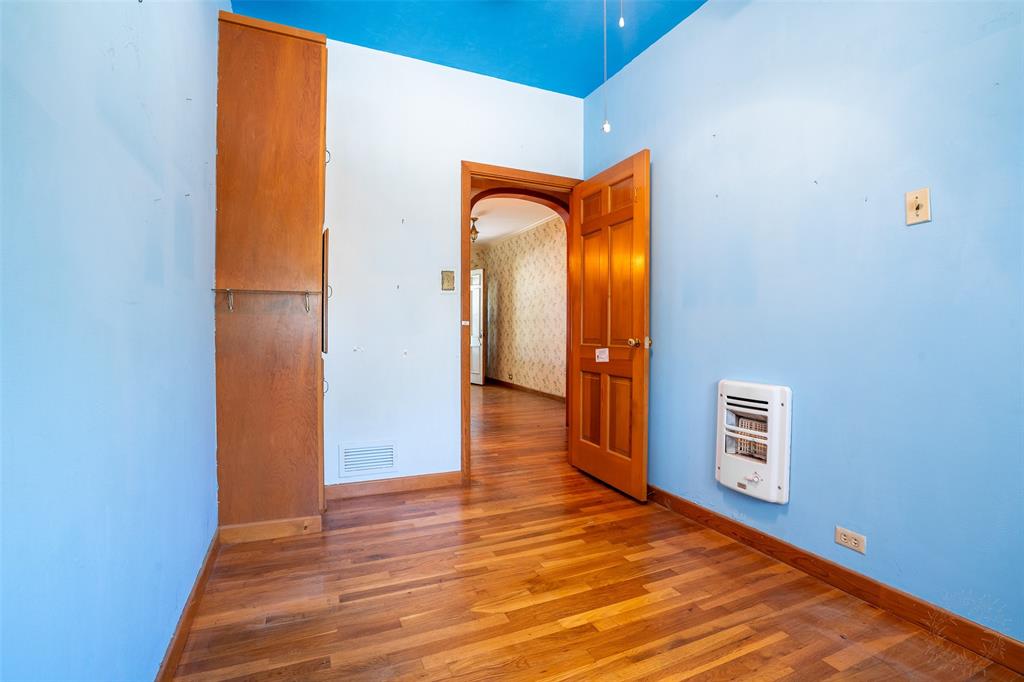 908 W Barnes Avenue Property Photo 17