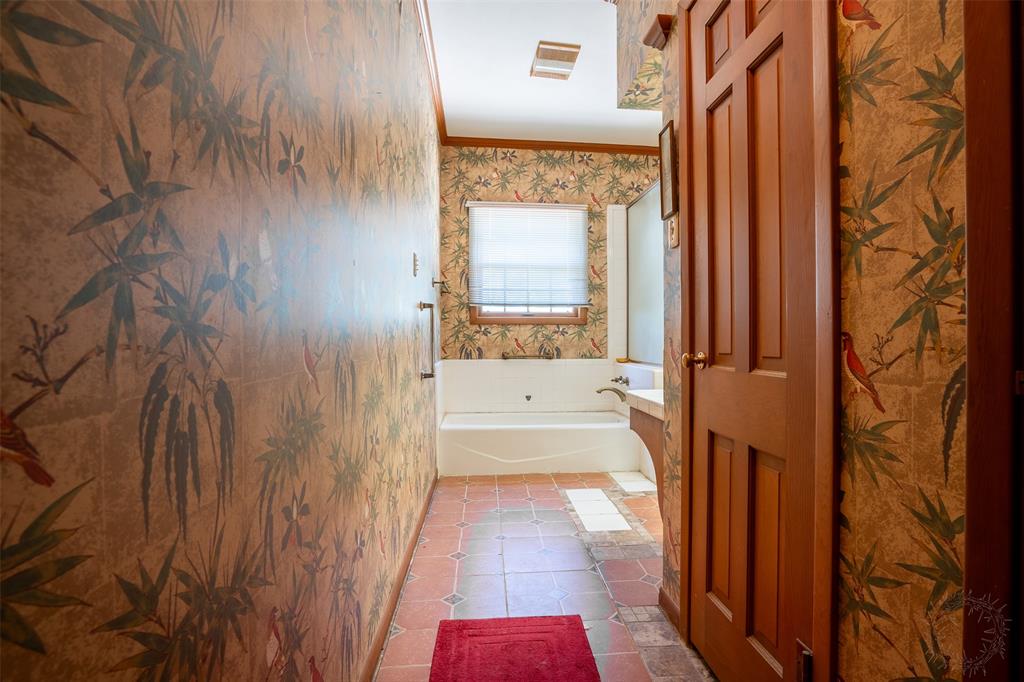 908 W Barnes Avenue Property Photo 20