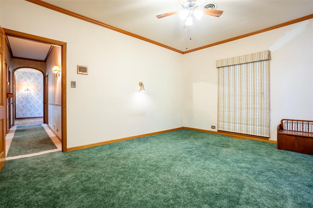 908 W Barnes Avenue Property Photo 23