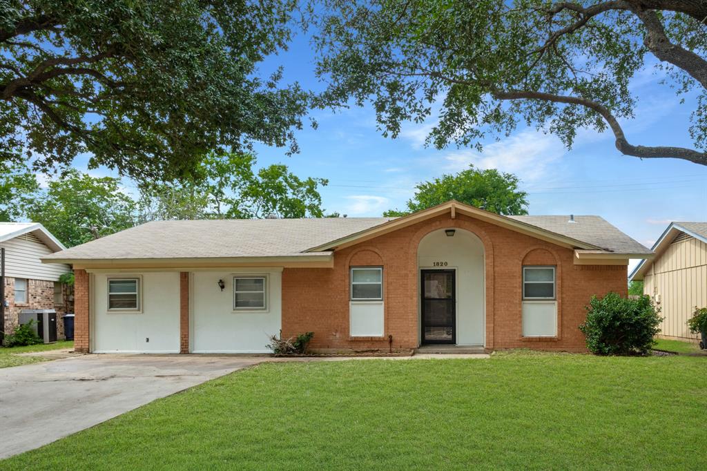 1820 Emery Street Property Photo 1