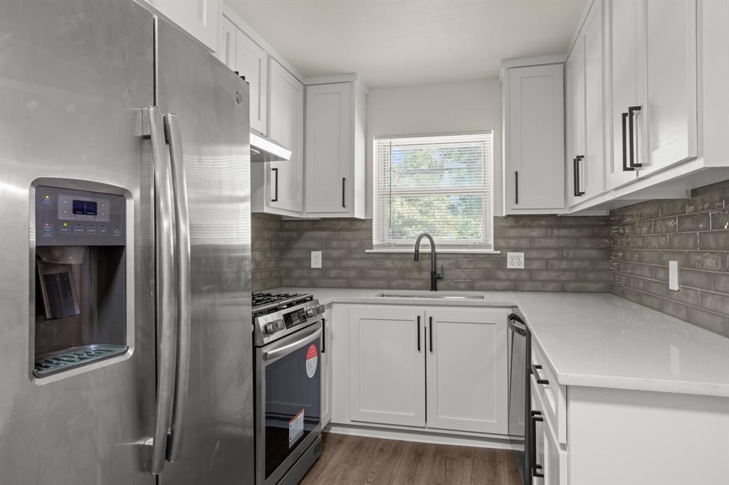 1820 Emery Street Property Photo 8