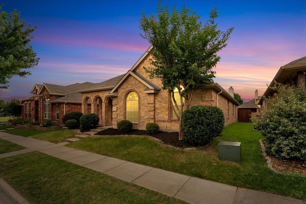 5905 Chisholm Trail Property Photo 1