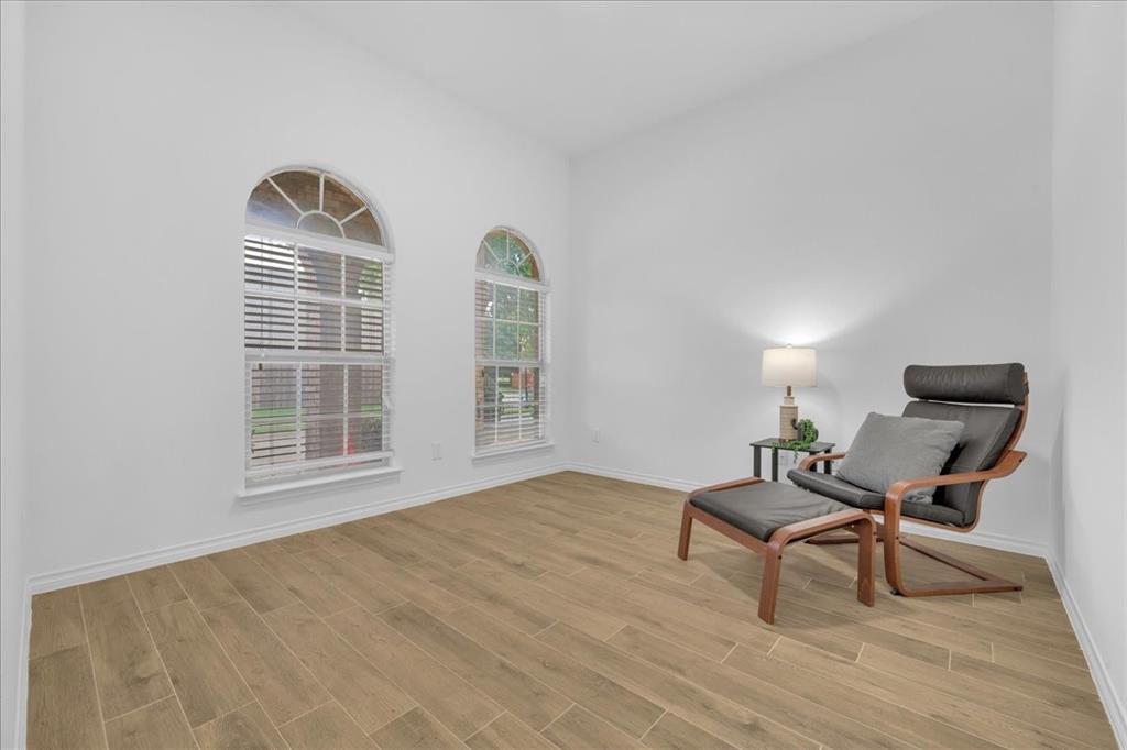 5905 Chisholm Trail Property Photo 9