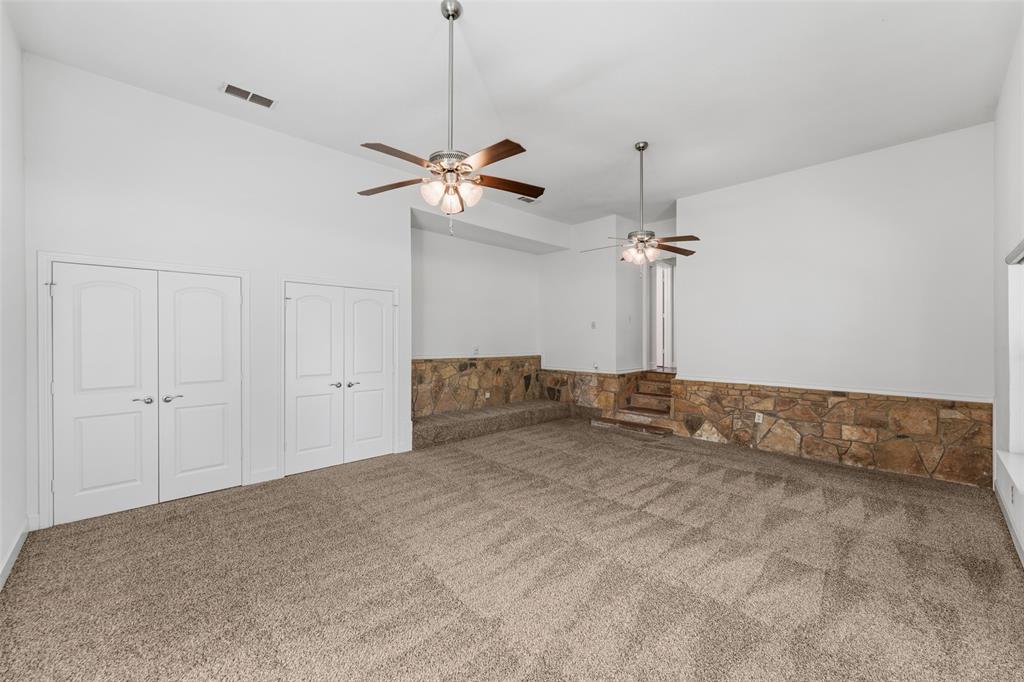 1404 Creekford Drive Property Photo 16