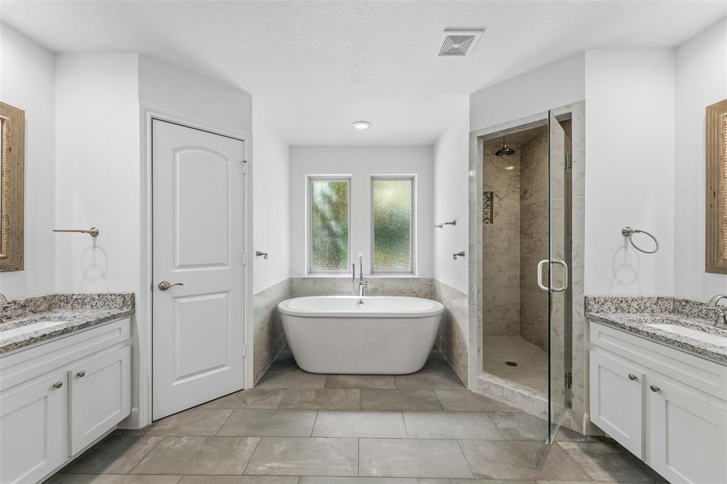1404 Creekford Drive Property Photo 20
