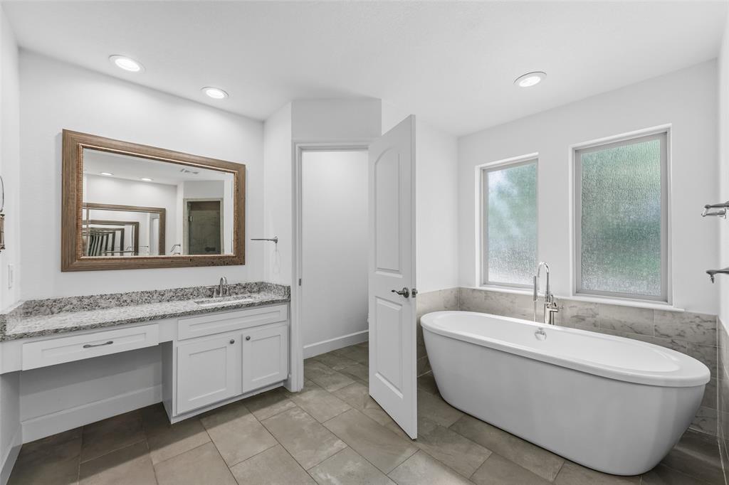 1404 Creekford Drive Property Photo 21