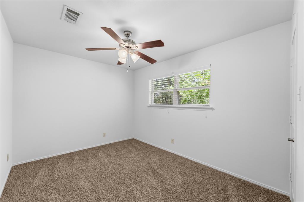 1404 Creekford Drive Property Photo 24