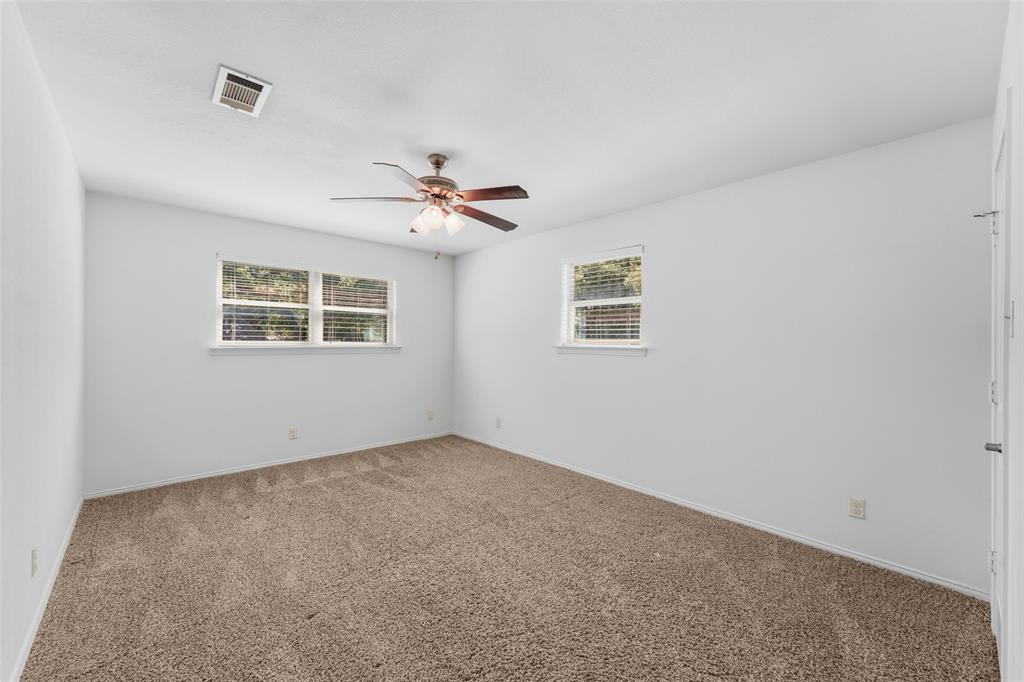 1404 Creekford Drive Property Photo 28