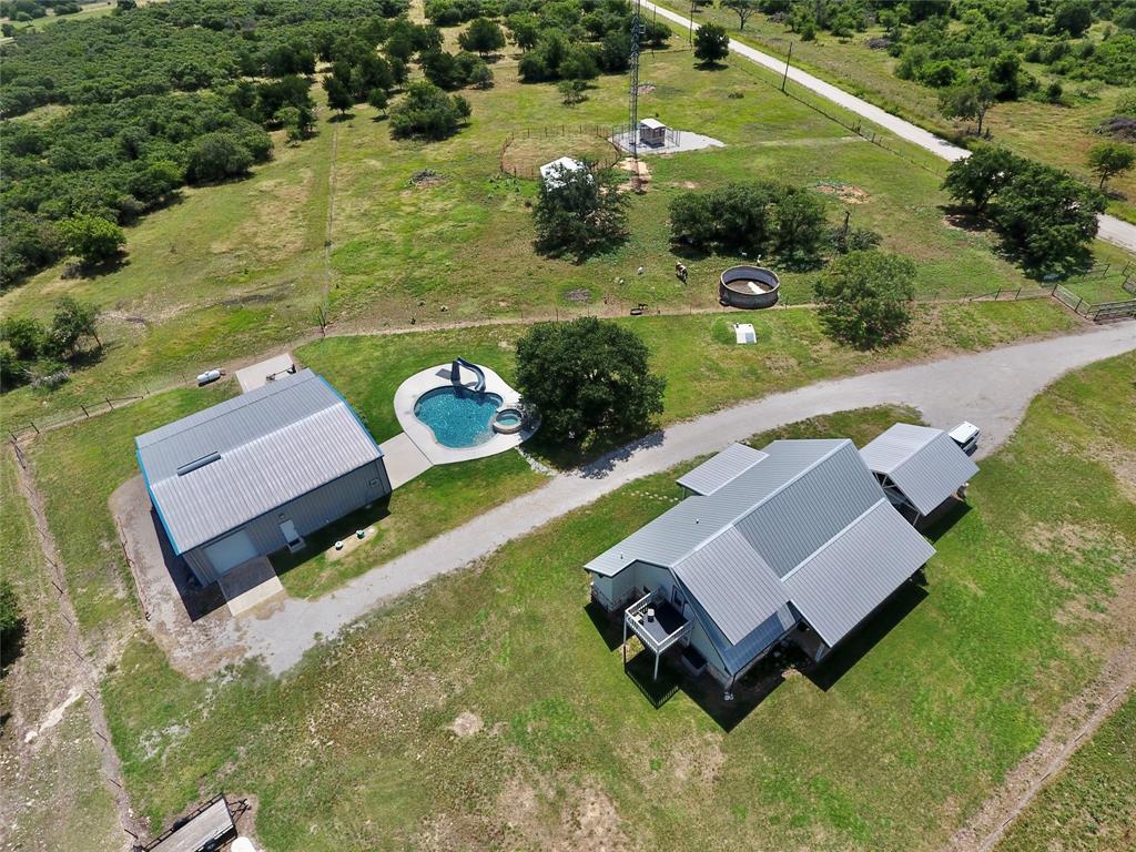 16967 Cr 290 Property Photo 4