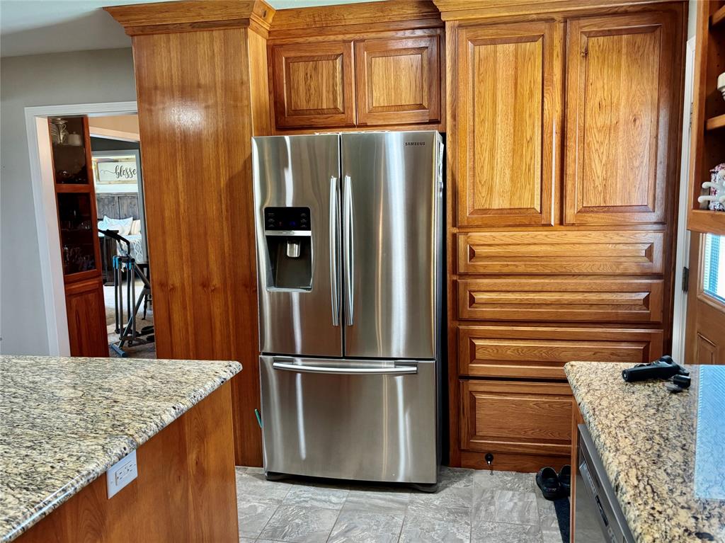 16967 Cr 290 Property Photo 9