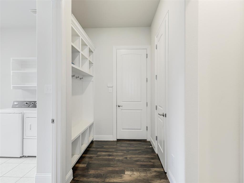 1820 Amazon Drive Property Photo 8