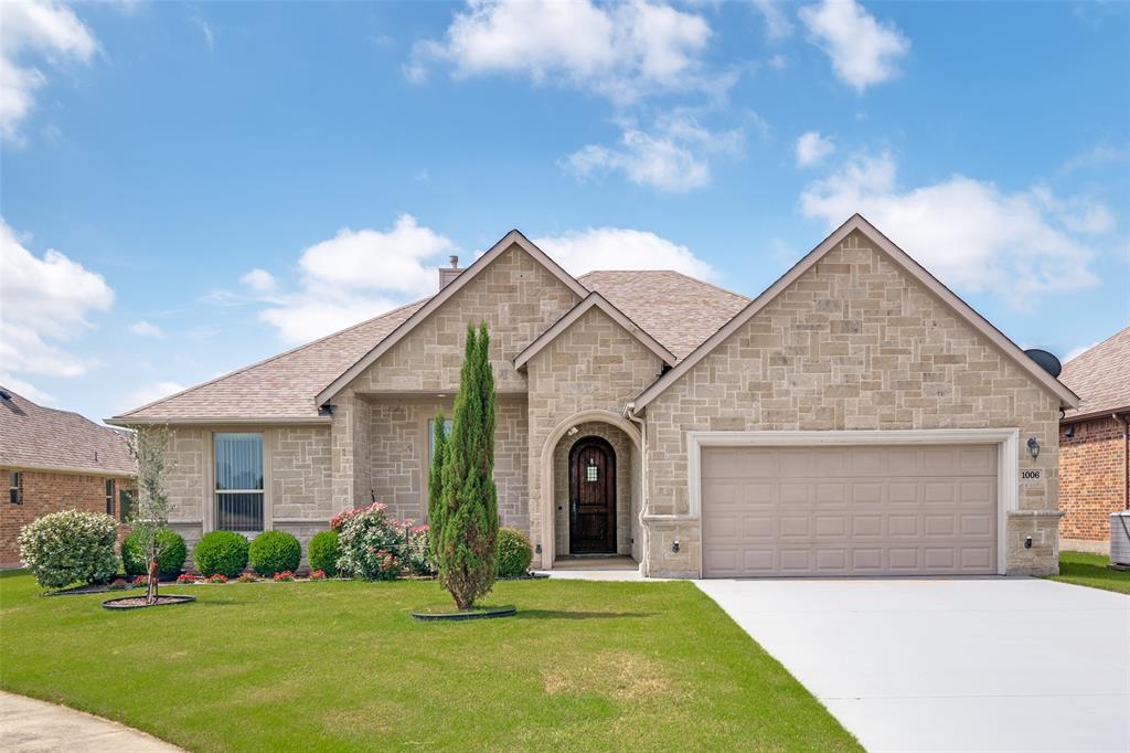 1006 Saint Jude Court Property Photo 2