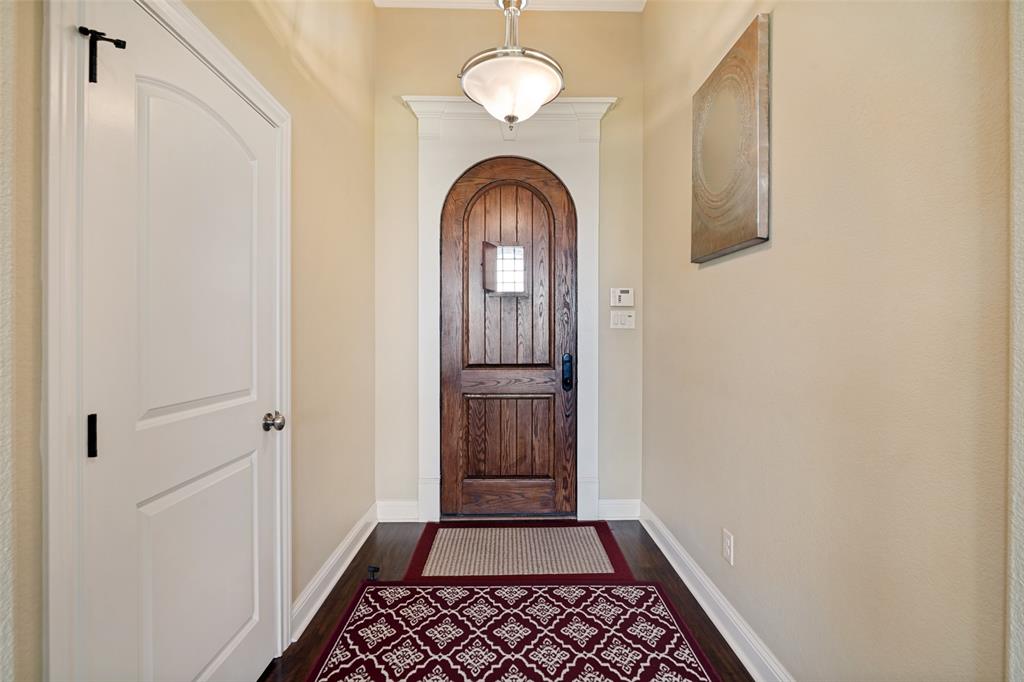 1006 Saint Jude Court Property Photo 4