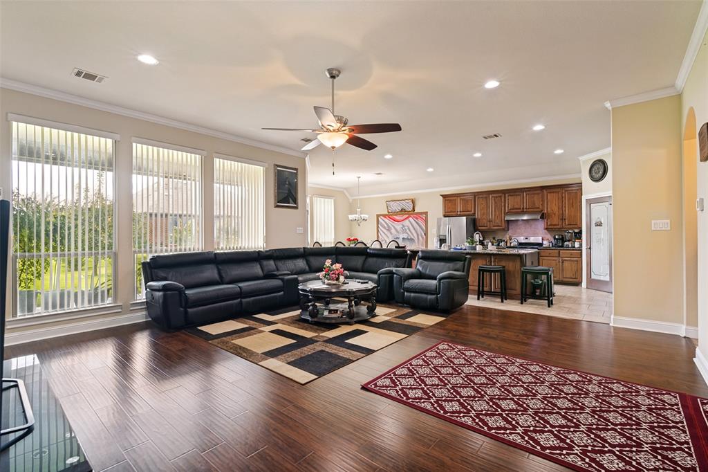 1006 Saint Jude Court Property Photo 7