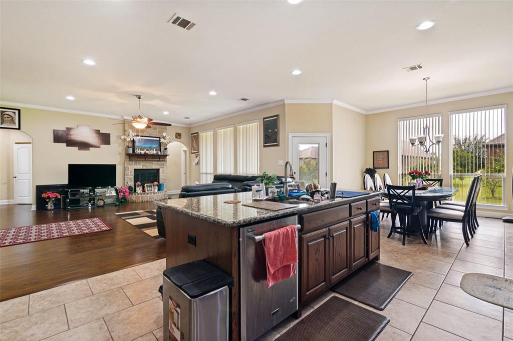 1006 Saint Jude Court Property Photo 11