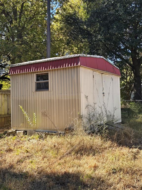 1523 Viosca Street Property Photo 5