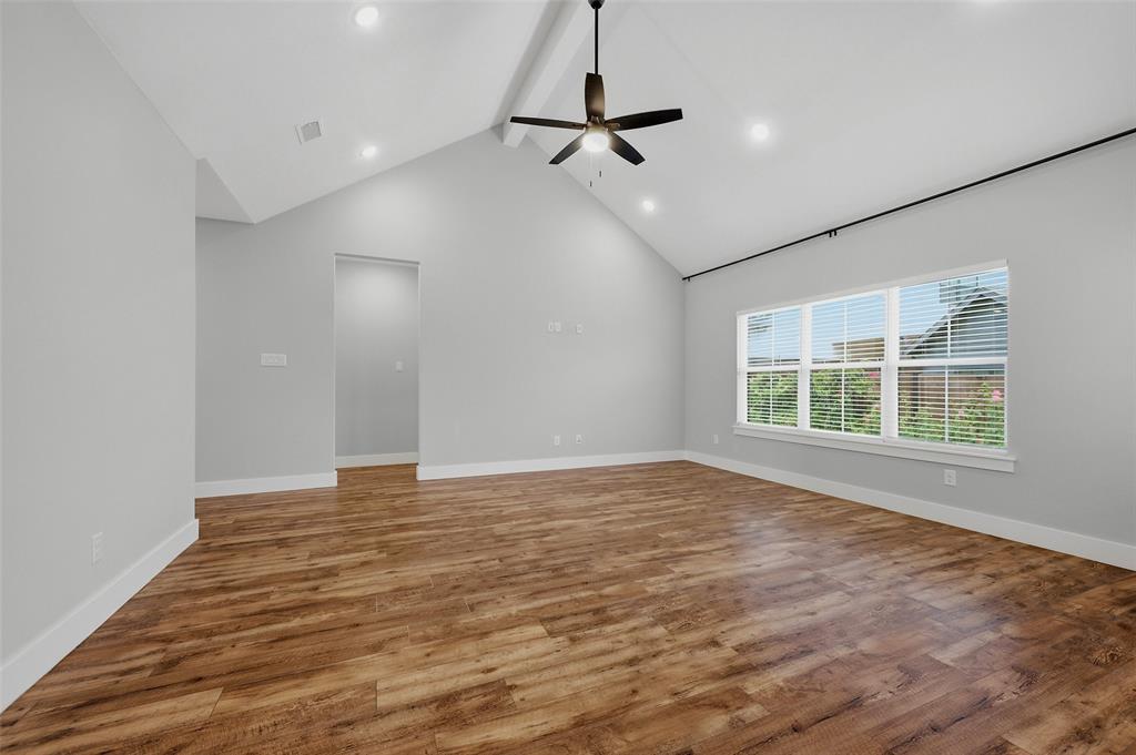 4919 Dry Creek Property Photo 8