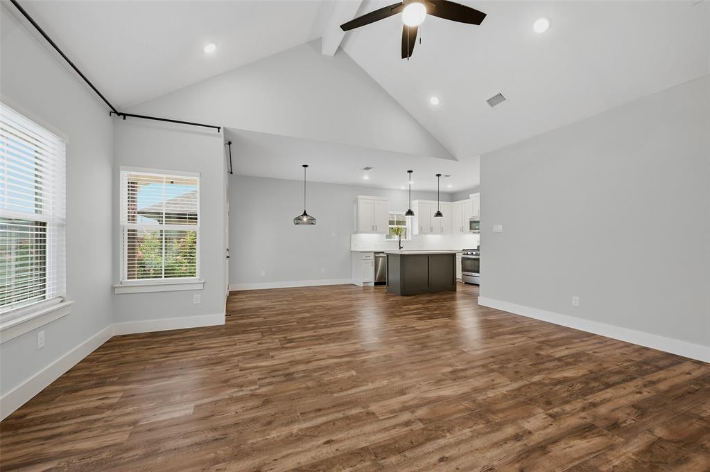 4919 Dry Creek Property Photo 9