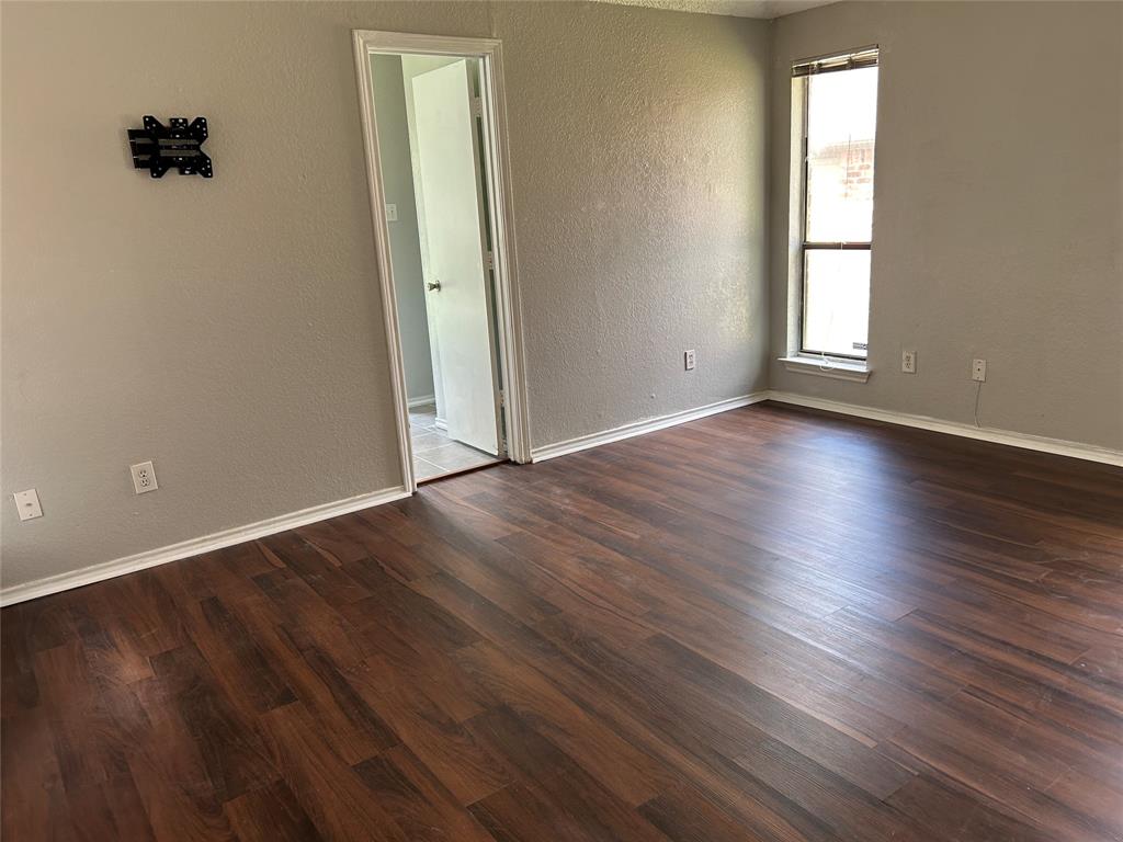3125 Tina Street Property Photo 5
