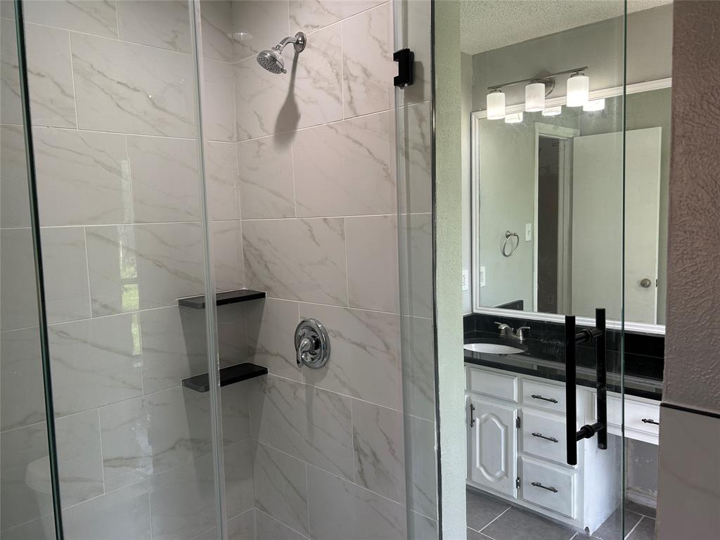 3125 Tina Street Property Photo 12