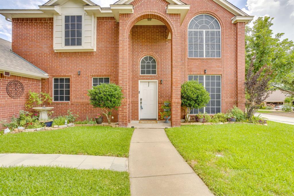 435 Arbor Lawn Drive Property Photo 4