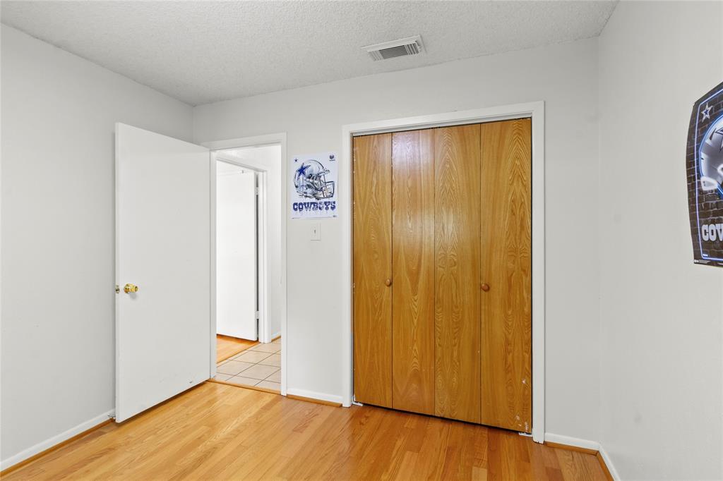 110 N Avenue D Property Photo 12
