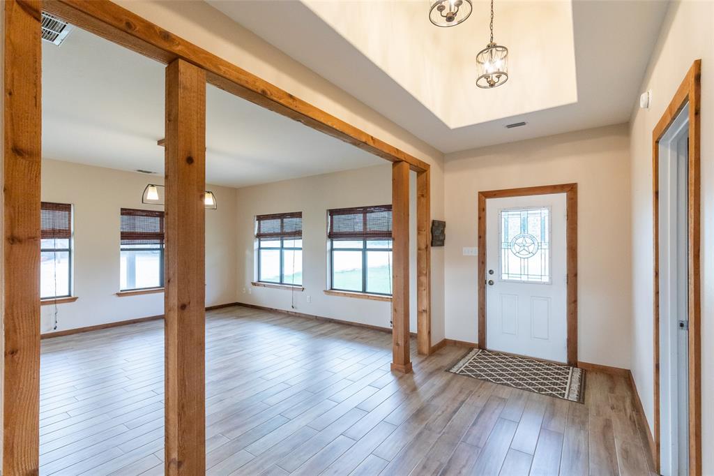 523 S Hays Road Property Photo 18