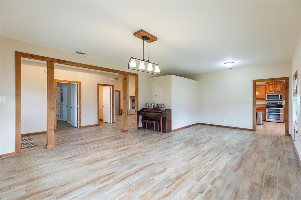 523 S Hays Road Property Photo 20