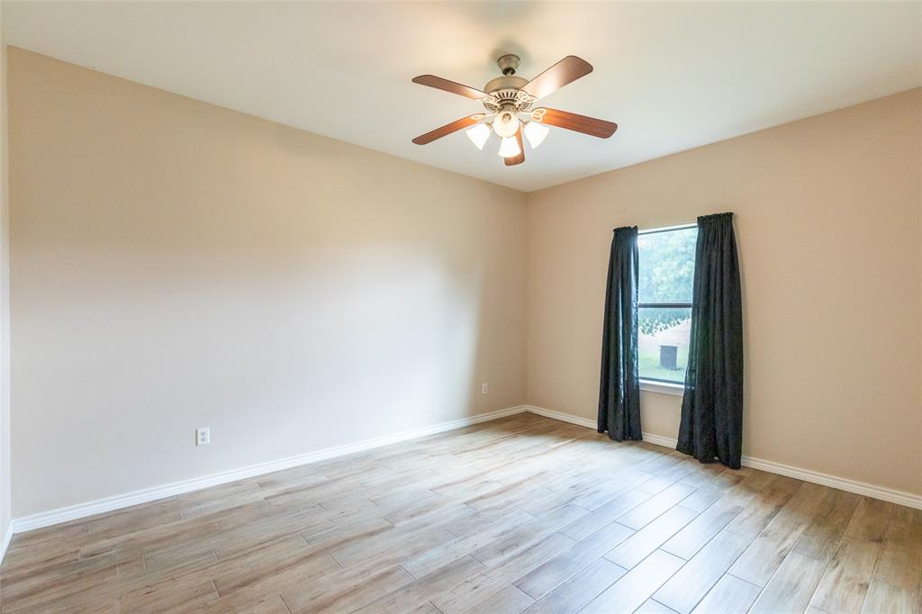 523 S Hays Road Property Photo 32
