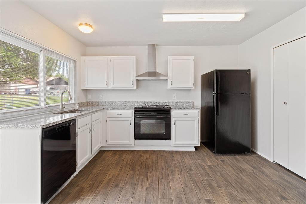 3709 Red Oak Drive Property Photo 19