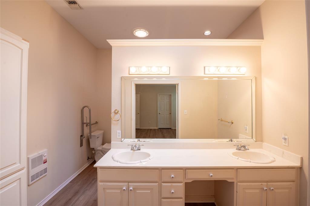 605 County Road 2310 Property Photo 22