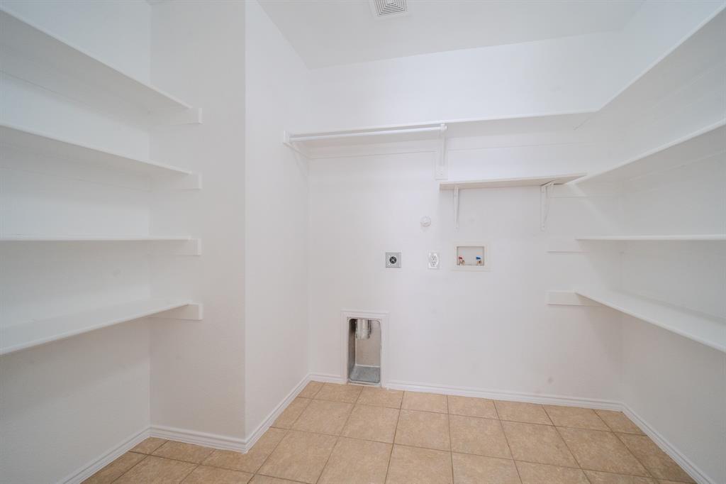 2037 Cedar Trail Property Photo 19