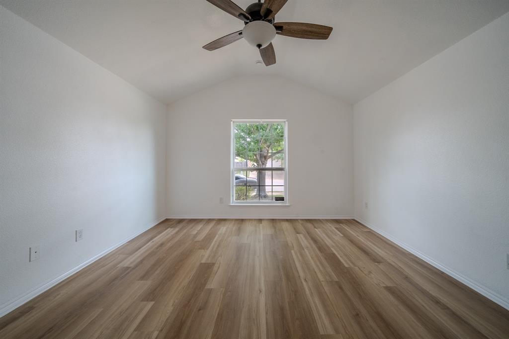 2037 Cedar Trail Property Photo 24