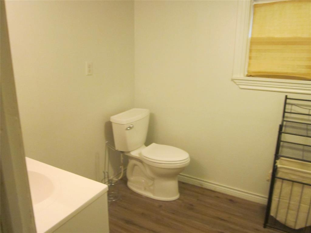 900 Gordon Avenue Property Photo 7