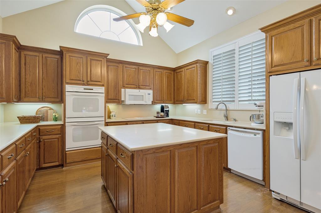 6404 Creekside Drive Property Photo 10