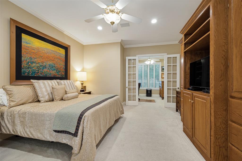 6404 Creekside Drive Property Photo 17