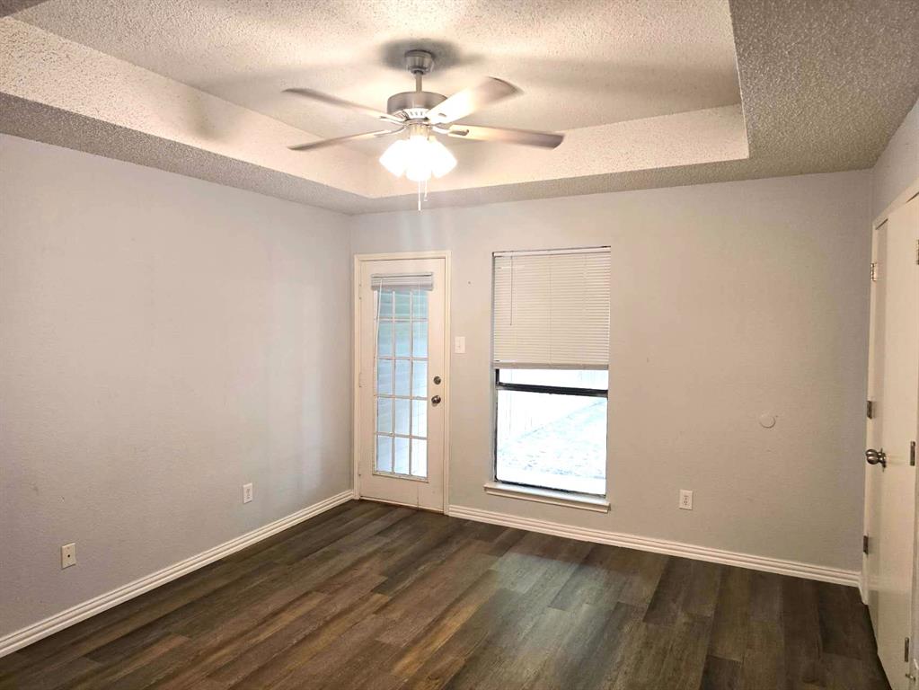 1005 Mitchell Lane Property Photo 7