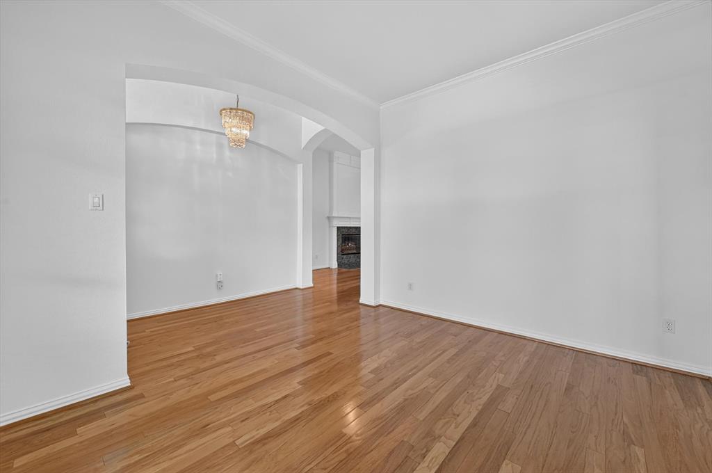8308 Halkin Court Property Photo 4