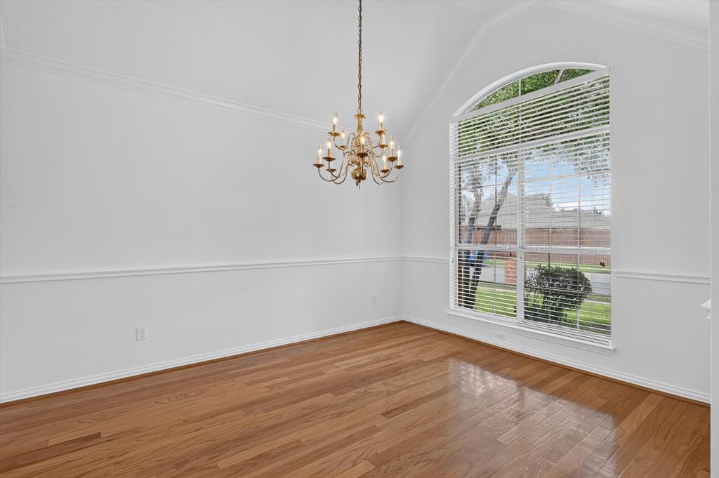 8308 Halkin Court Property Photo 5