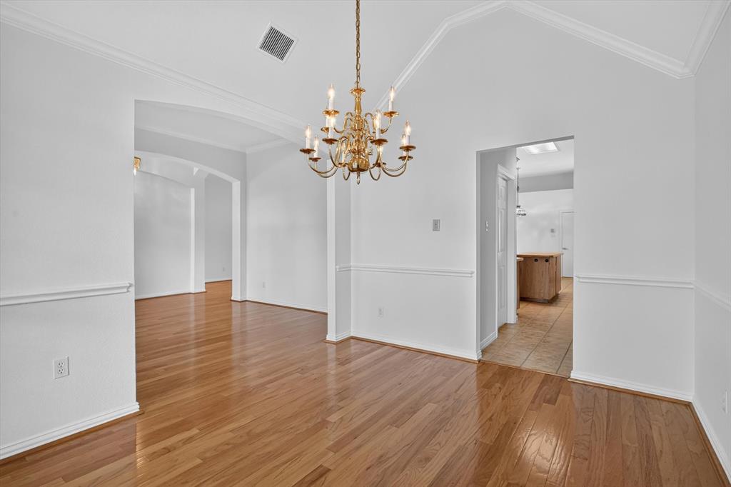 8308 Halkin Court Property Photo 6