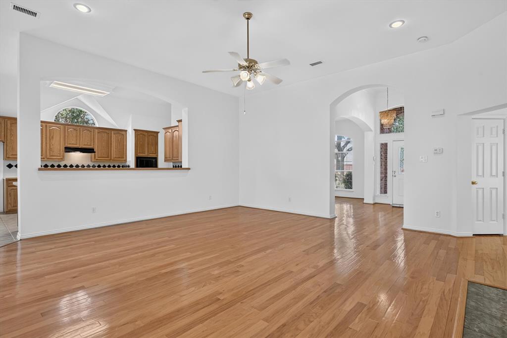 8308 Halkin Court Property Photo 10