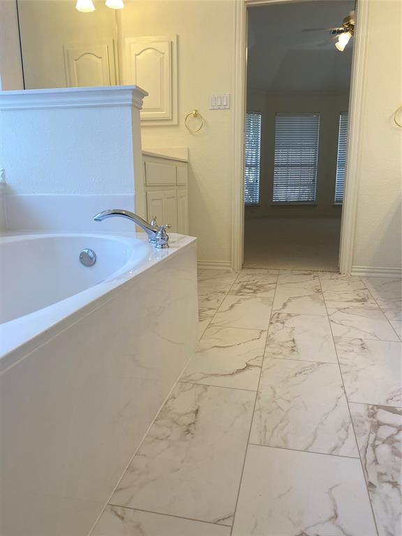8308 Halkin Court Property Photo 22