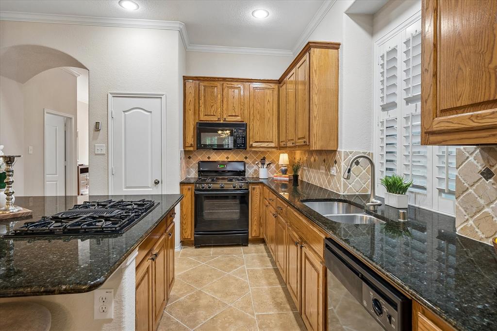 2824 Lacompte Drive Property Photo 10