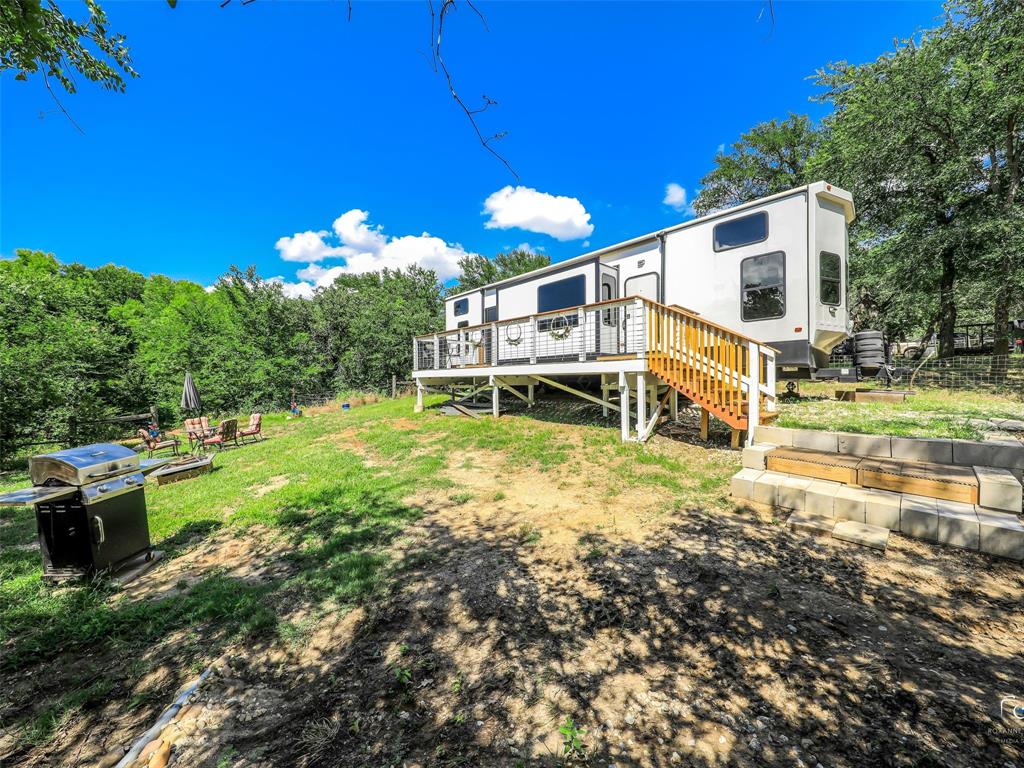 16064 Mulberry Drive Property Photo 4