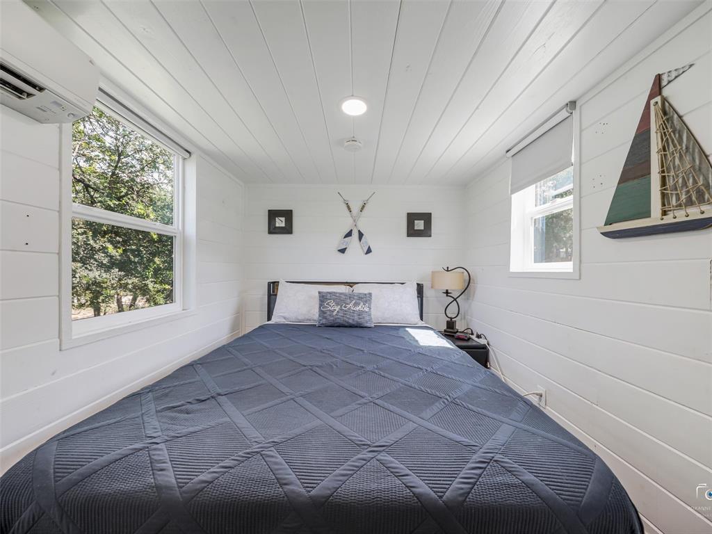 16064 Mulberry Drive Property Photo 23
