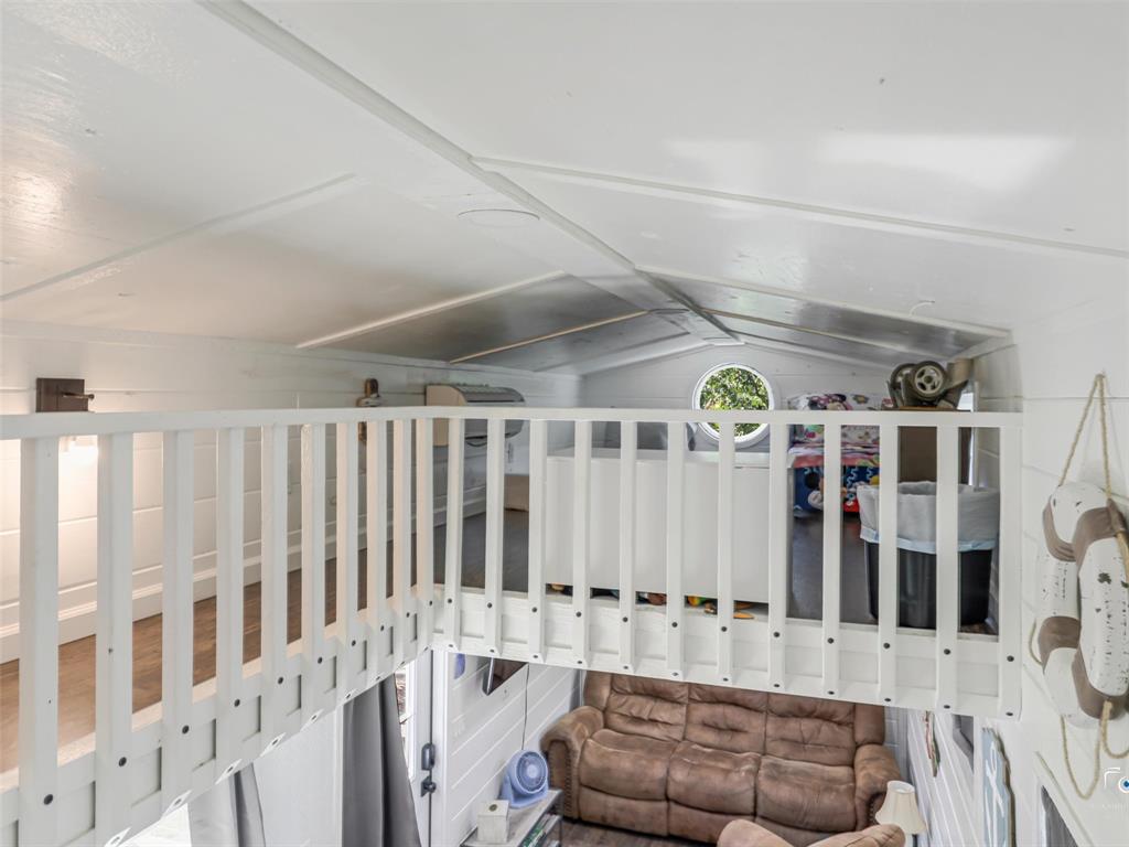 16064 Mulberry Drive Property Photo 31