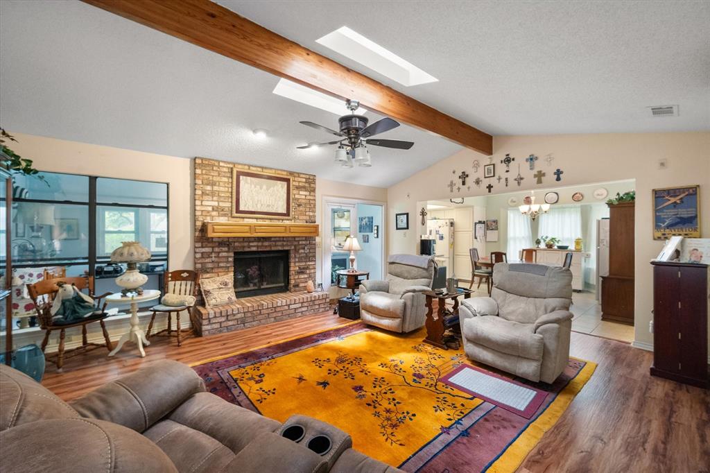 1838 Westcrest Drive Property Photo 17